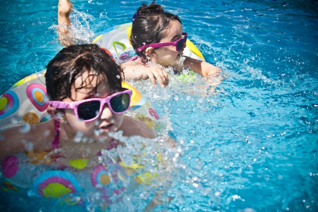 Image of kids swimming