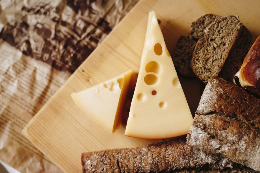 Image of cheese and bread