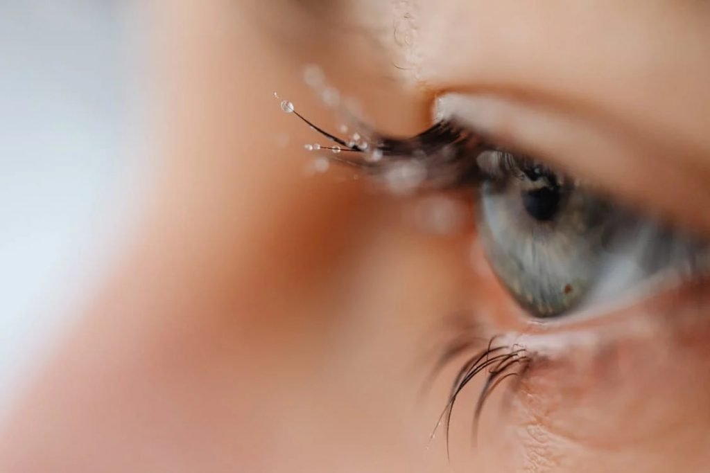 Image of eyes
